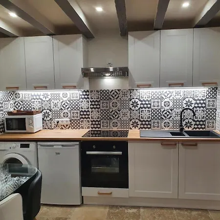 度假居 Maisonette, De La Mere Nini Saint-Léon