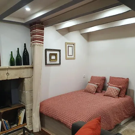 Maisonette, De La Mere Nini Ferienhaus *